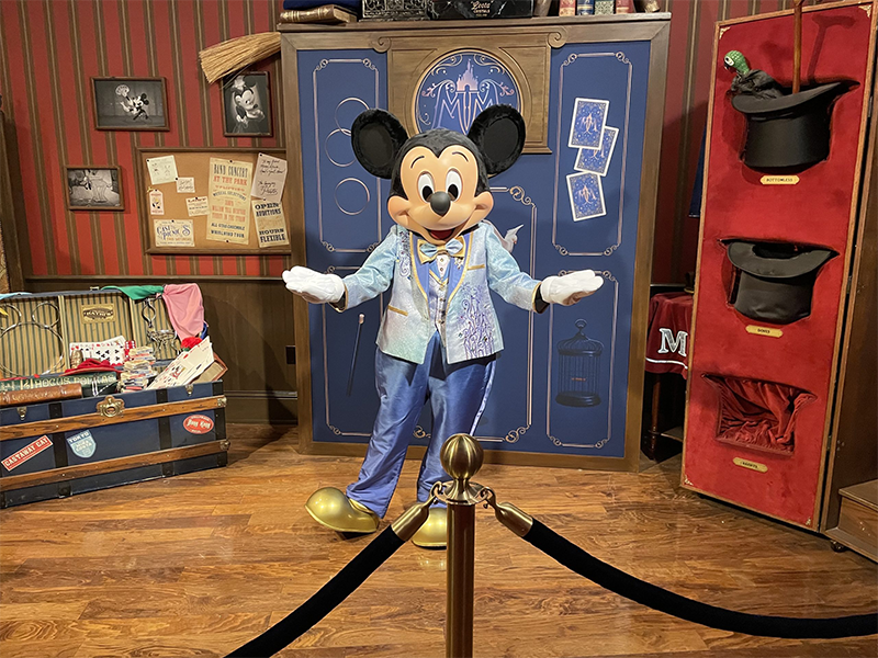 Where to meet characters in Disney World: Mickey Mouse