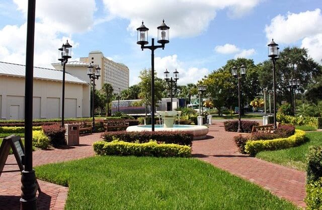 Pointe mall Orlando
